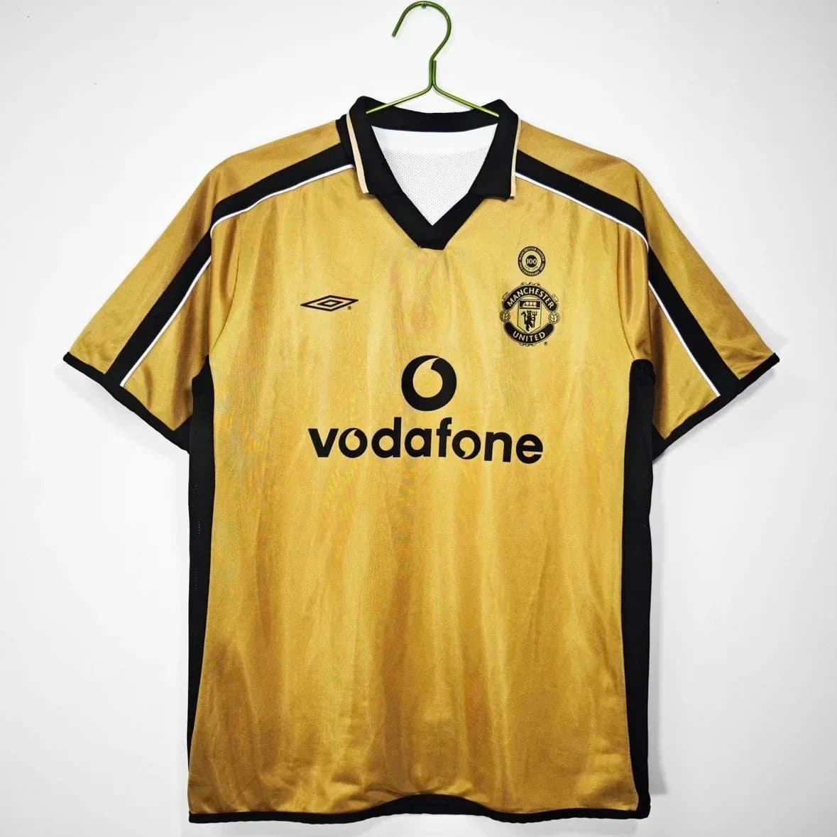Manchester United Gold Away Jersey 2000-01 Vodafone
